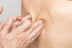 contrattura-massaggio-muscolare.jpg